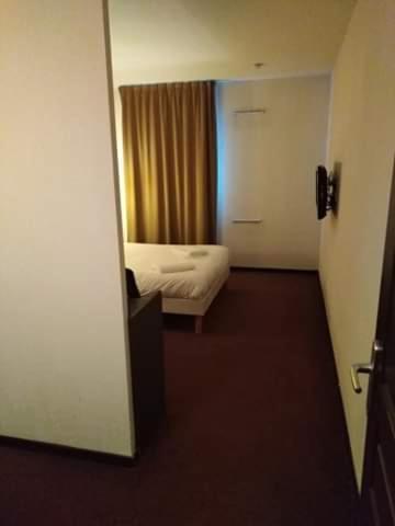 Studio Privatif Dans Hotel Residence Nimes Gare Εξωτερικό φωτογραφία