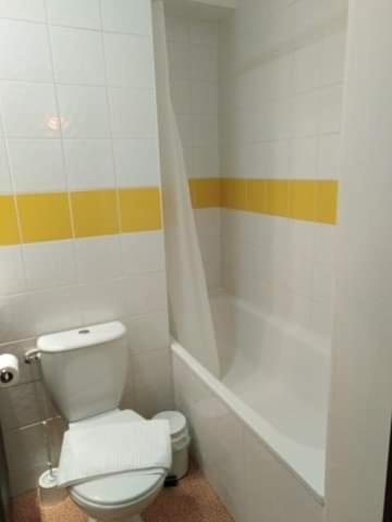 Studio Privatif Dans Hotel Residence Nimes Gare Εξωτερικό φωτογραφία